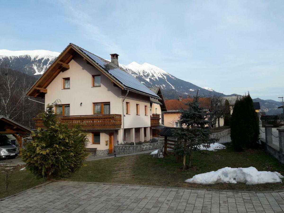 Apartma Marjetica Blejska Dobrava Exterior photo